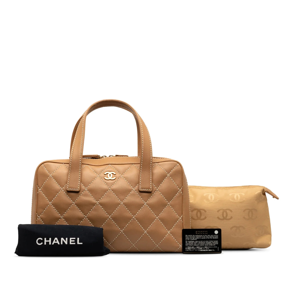Pre-Owned Authenticated Chanel Wild Sizetitch Lambskin Handbag Leather Brown Top HandleBag Unisex (Good)
