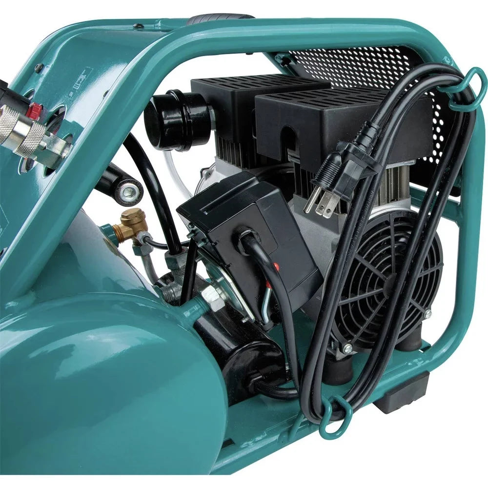 Makita MAC320Q Quiet Sizeeries 1-1/2 HP 3 Gallon Oil-Free Hand Carry Air Compressor