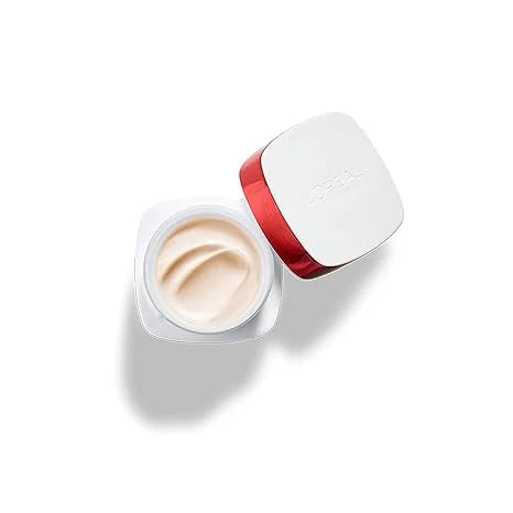 Anti-Ageing by L'Oreal Paris Revitalift Day Cream SizePF30 50ml