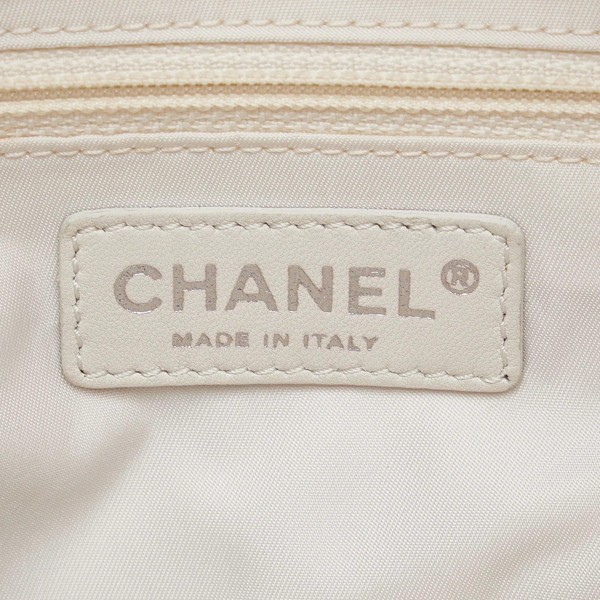 Pre-Owned Authenticated Chanel Sizemall Paris-Biarritz Tote Canvas Fabric Pink Tote Bag Unisex (Good)