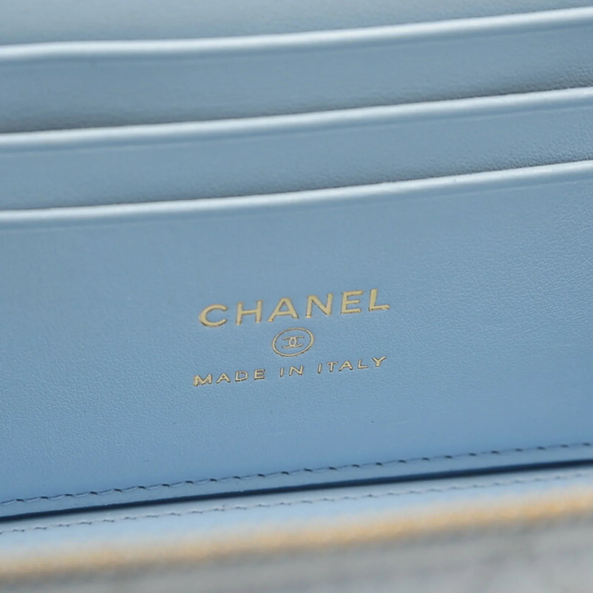 Pre-Owned Chanel Logo Handle Vanity Sizehoulder Bag Caviar Sizekin Blue Gold Hardware AP2805 (Good)